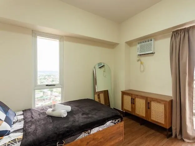 Family-ready Skyline Retreat Near Bgc With Free Parking 4*