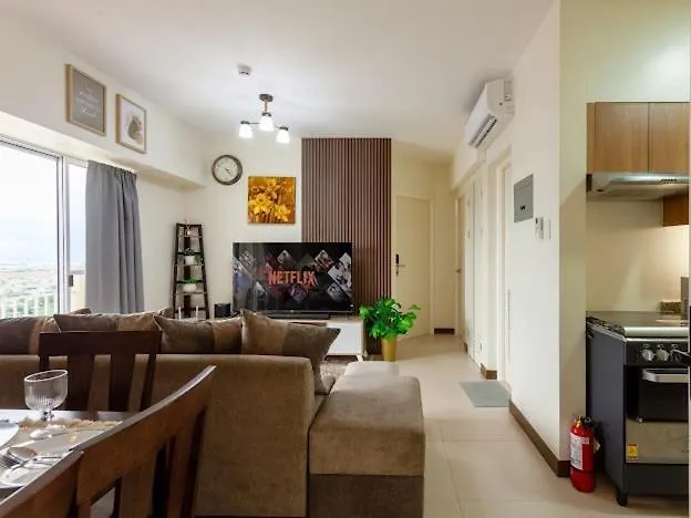 Family-ready Skyline Retreat Near Bgc With Free Parking 4*